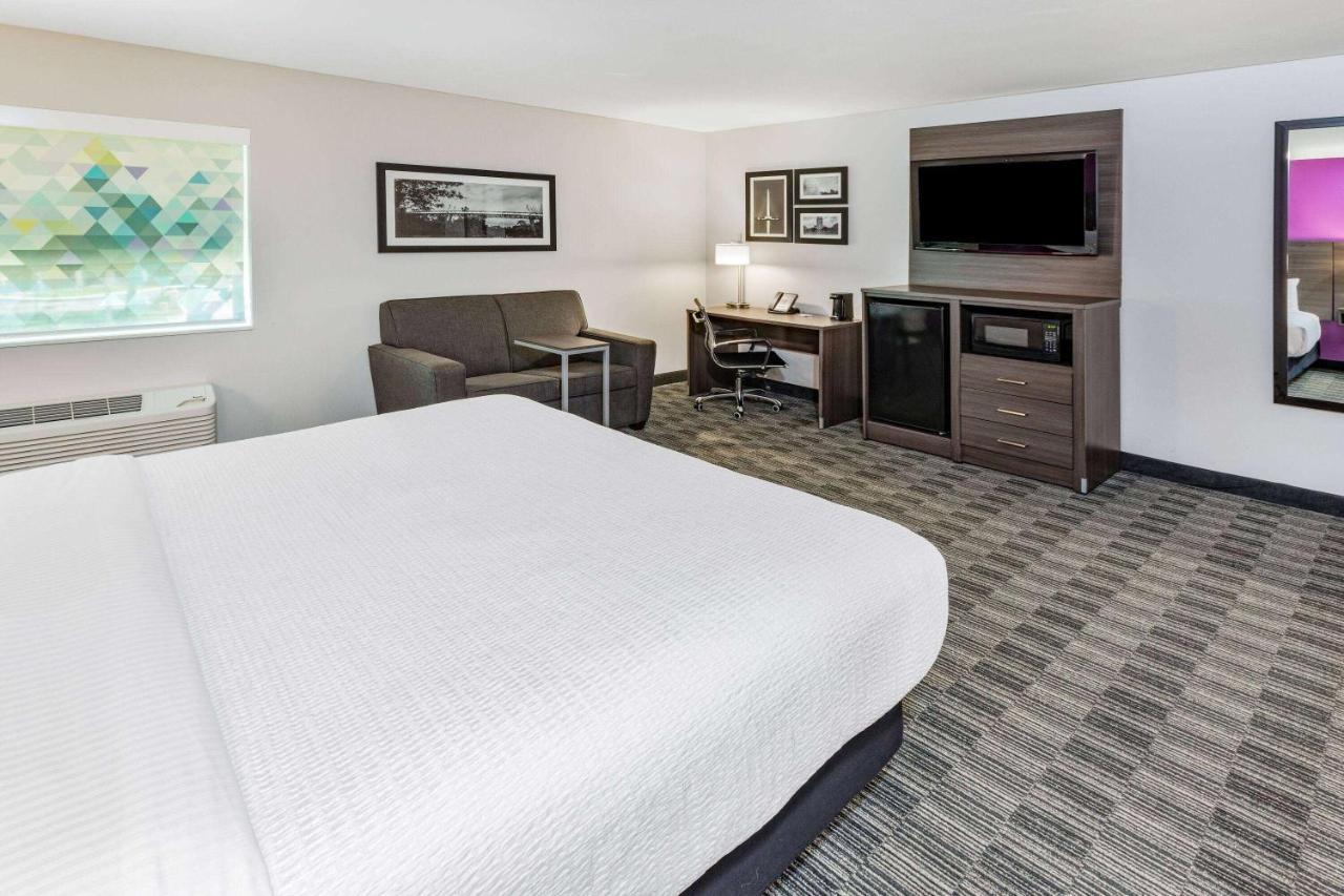 La Quinta By Wyndham Southwest 3*
