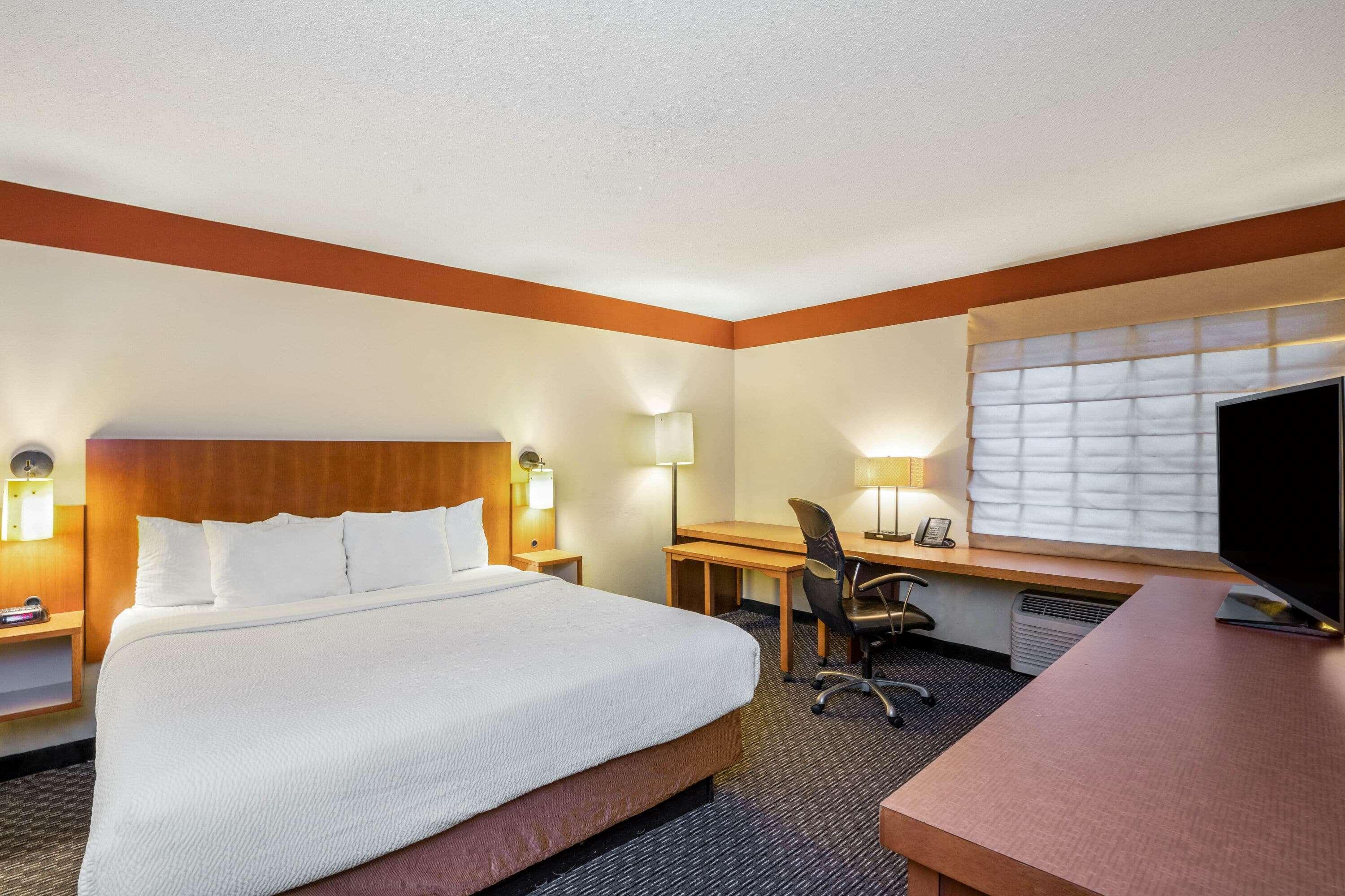 La Quinta By Wyndham Southwest Houston
