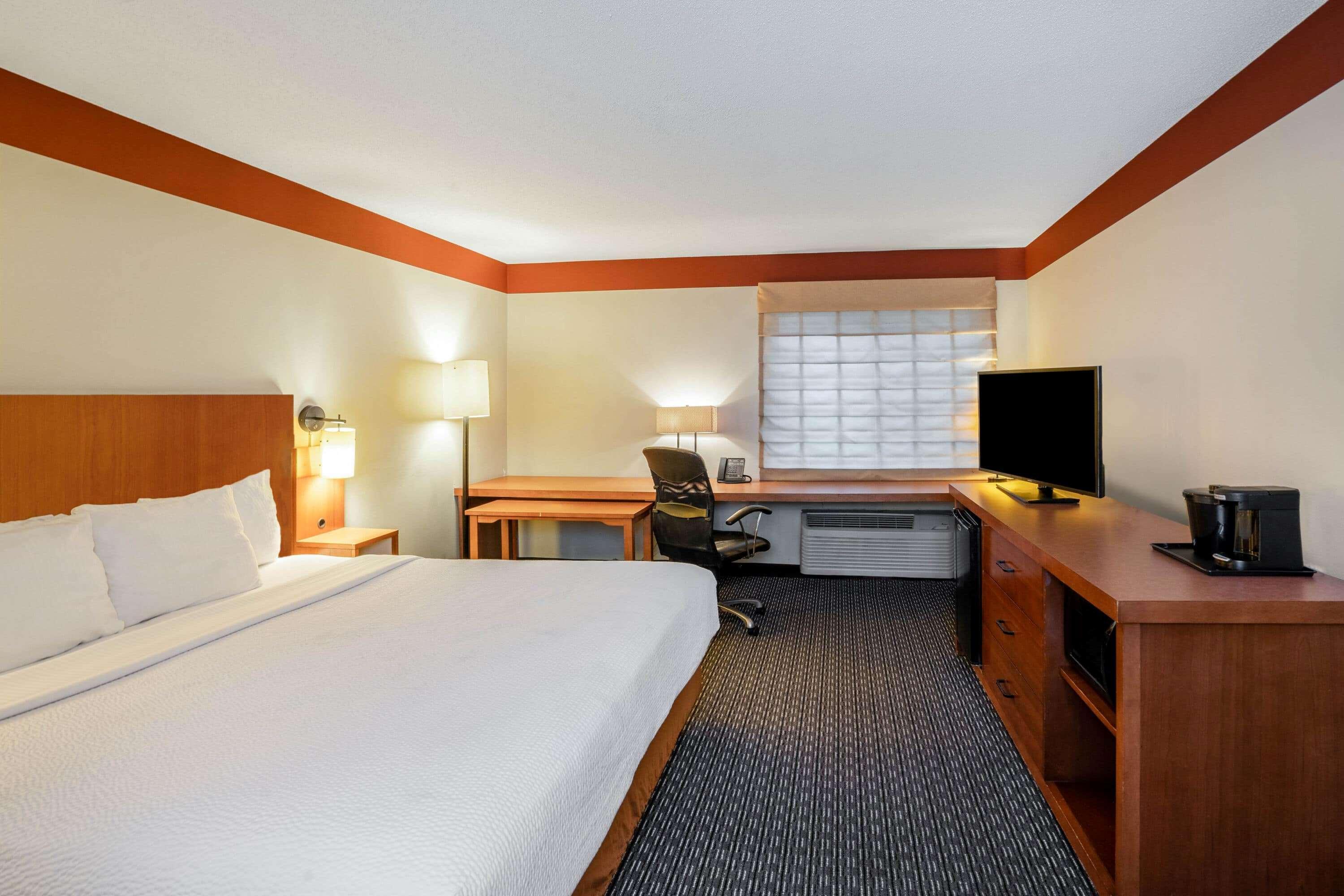 La Quinta By Wyndham Southwest Hotel