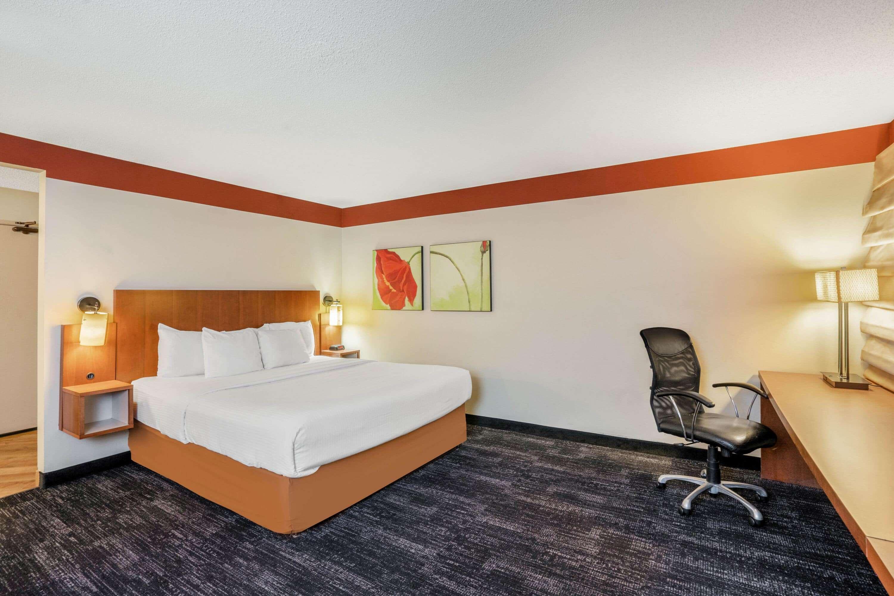 La Quinta By Wyndham Southwest Hotel