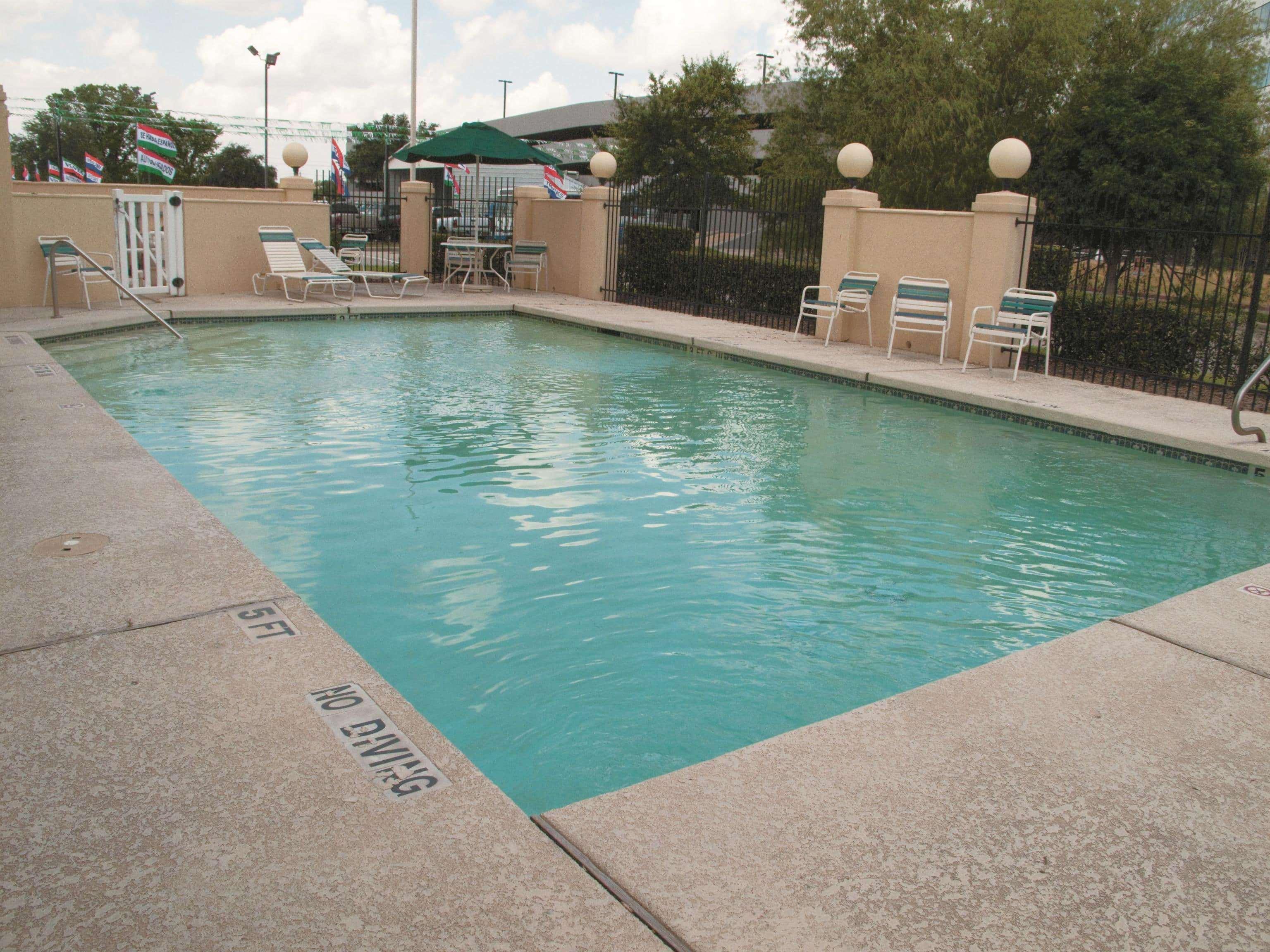 Hotel La Quinta By Wyndham Southwest Houston