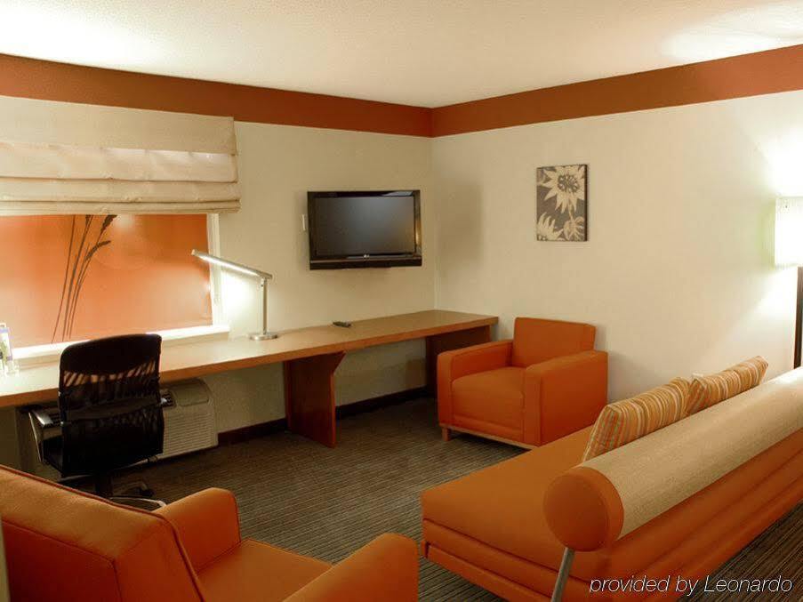 La Quinta By Wyndham Southwest Hotel 3*